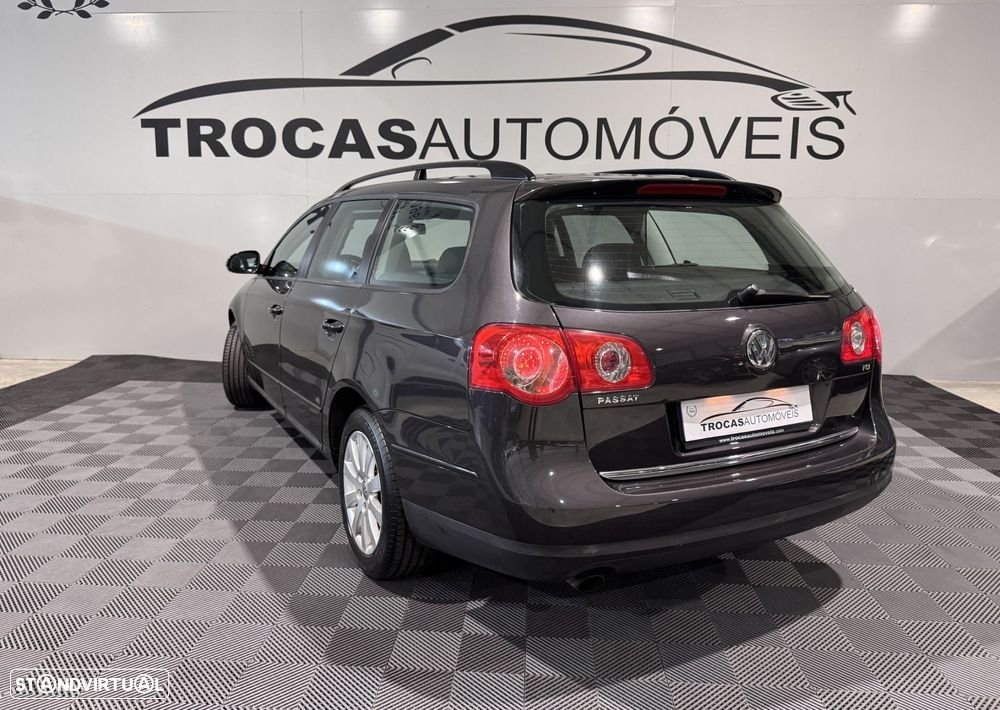 VW Passat Variant 1.6 FSi Trendline - 36