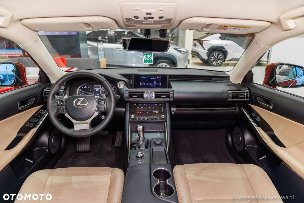 Lexus IS 200t Elegance - 6