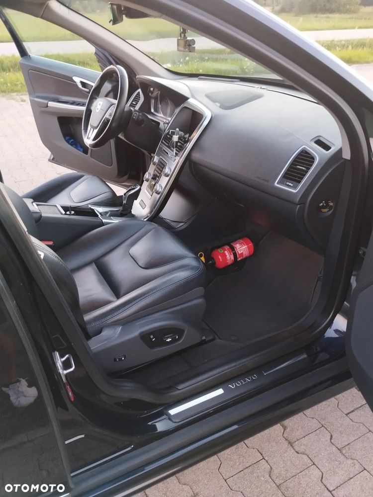 Volvo XC 60 T5 Drive-E Summum - 8