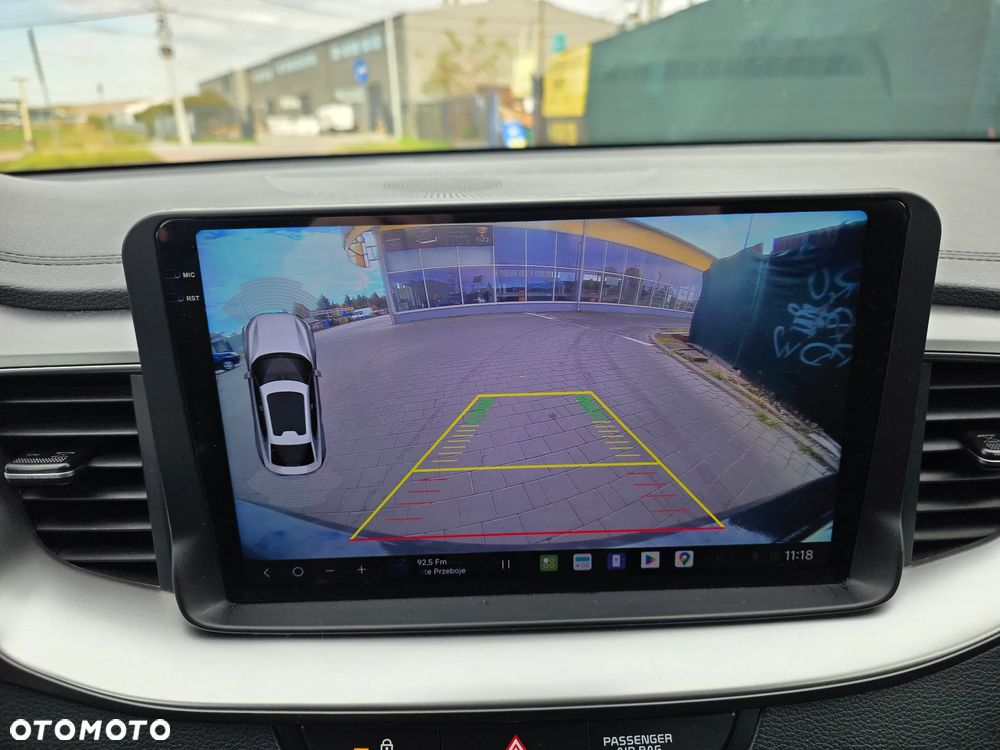 Kia Ceed - 21