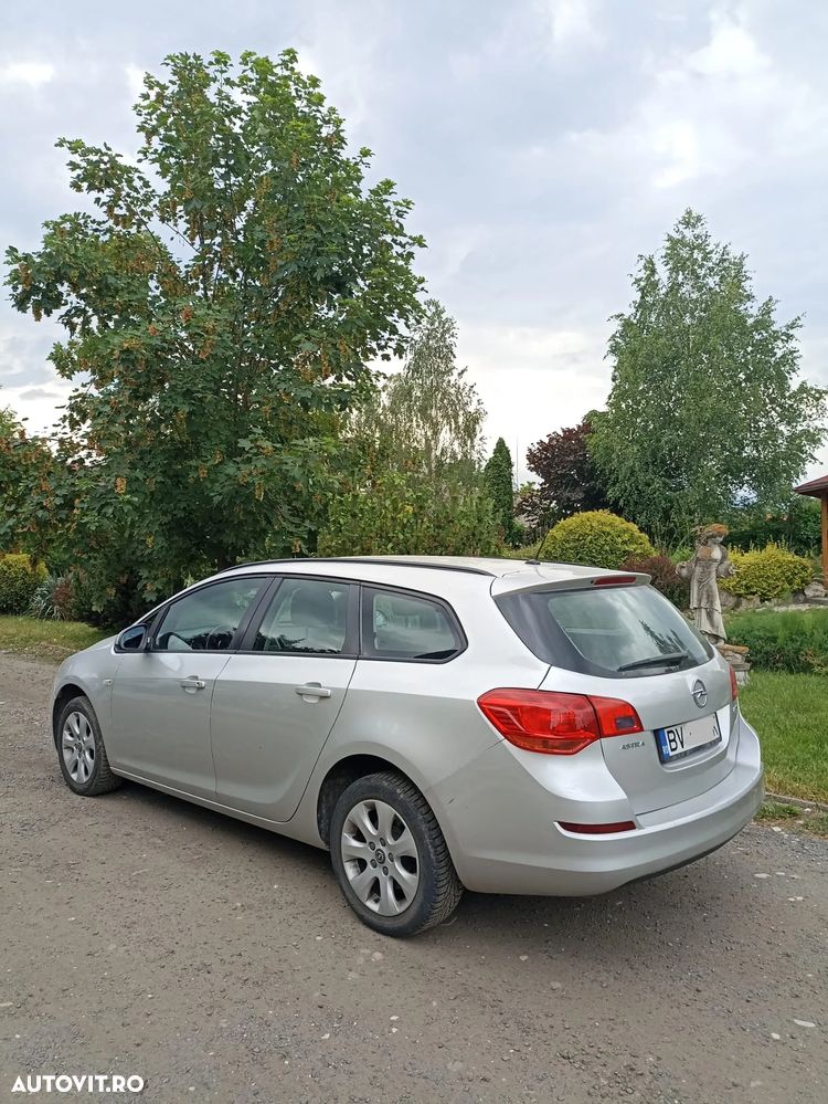 Opel Astra - 2