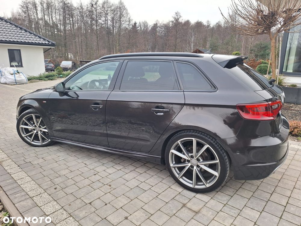Audi A3 Sportback 2.0 TDI (clean diesel) quattro S tronic S line Sportpaket - 14