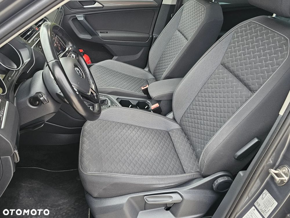 Volkswagen Tiguan - 18