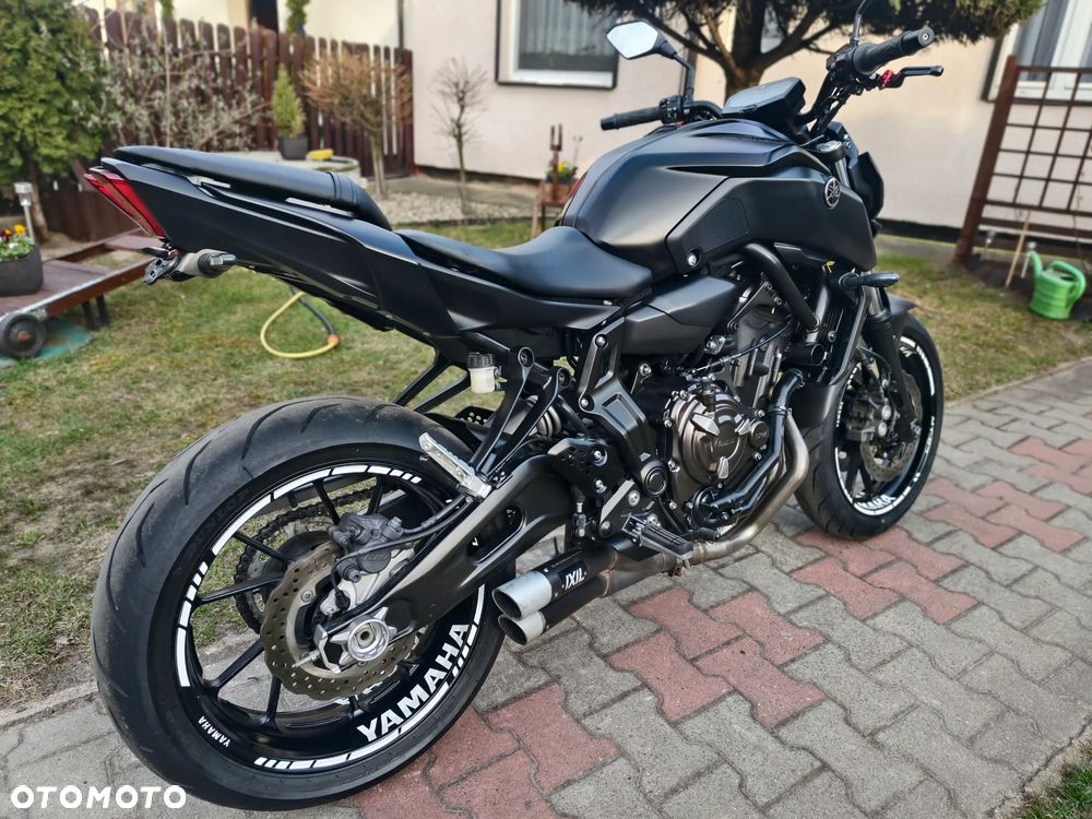 Yamaha MT - 3