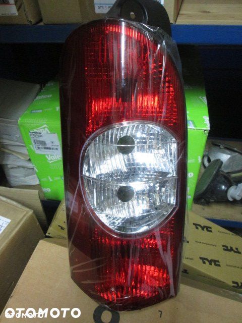 LAMPA TYLNA MASTER MOVANO 04-10 LEWA NOWA - 1