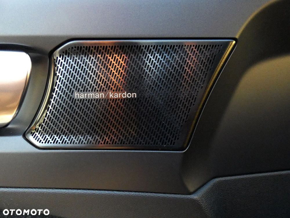 Volvo XC 40 D4 AWD Momentum (Intro Edition) - 12