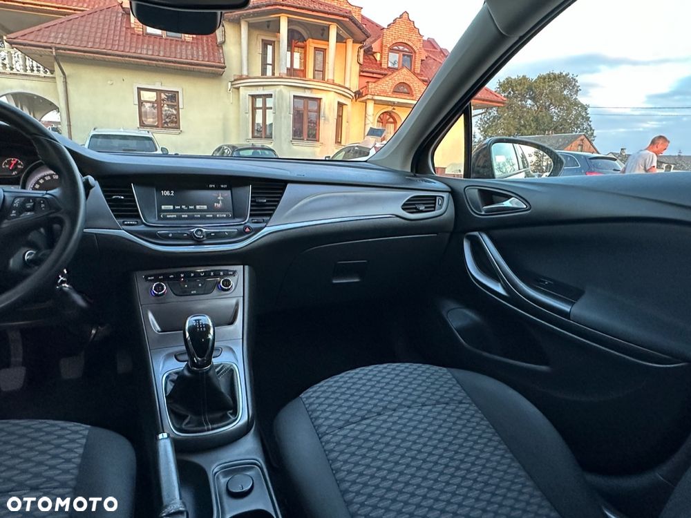 Opel Astra - 12