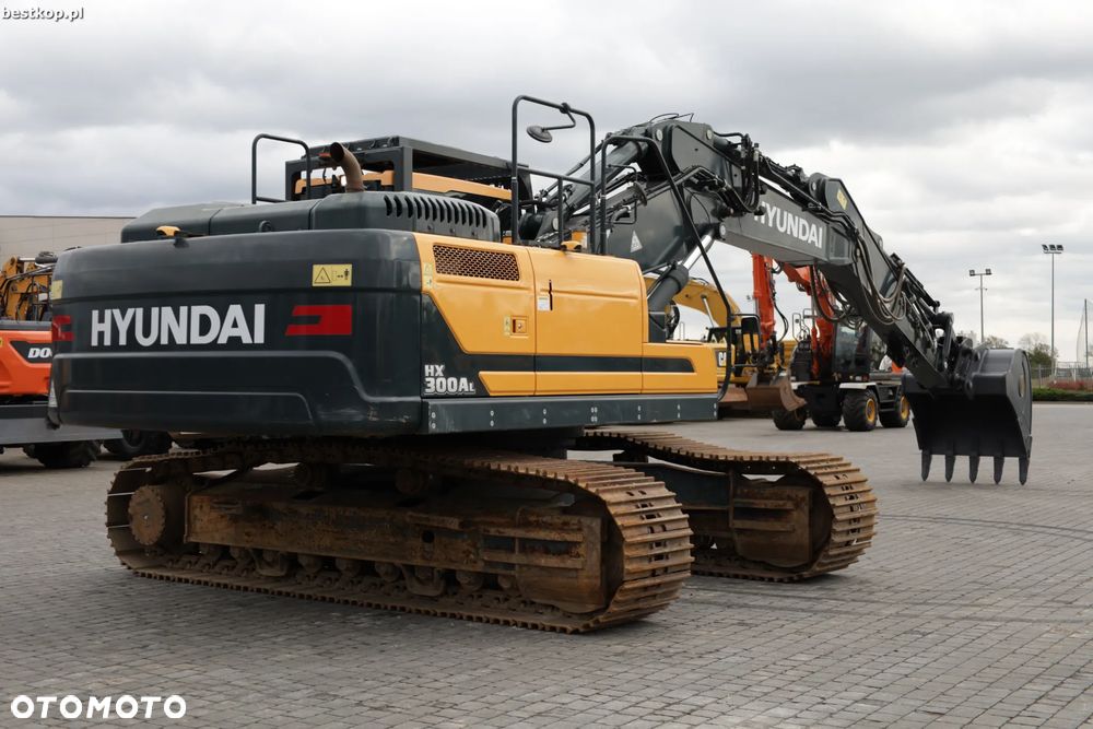 Hyundai HX300AL - 35