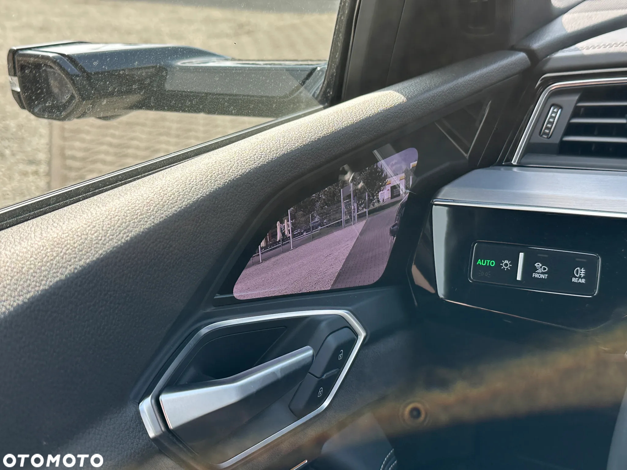 Audi e-tron 55 Quattro S Line - 26