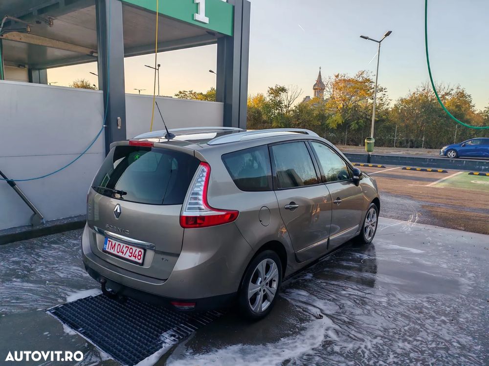 Renault Scenic ENERGY TCe 115 Bose Edition - 28