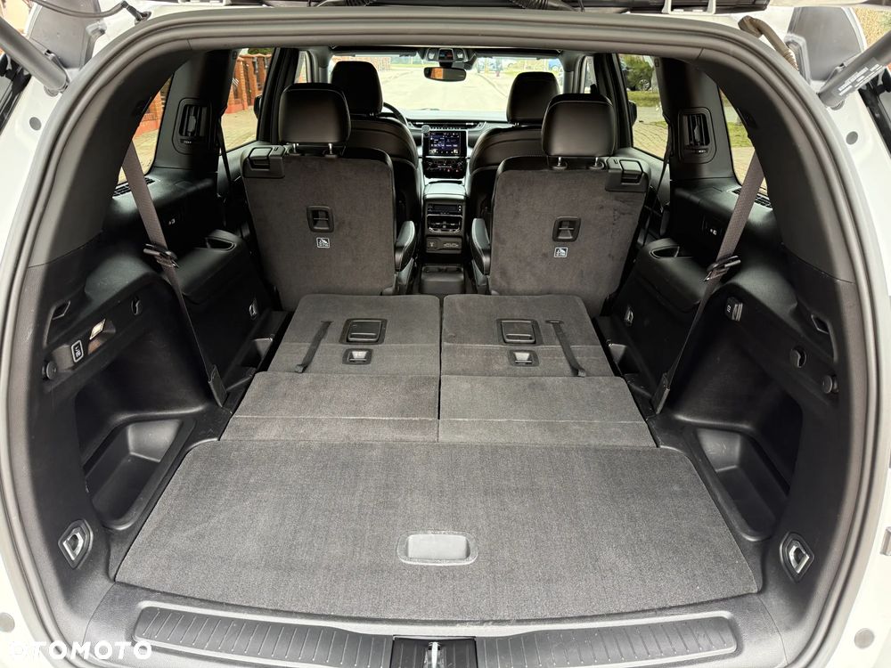 Jeep Grand Cherokee 3.6 V6 Pentastar 4WD Automatik Laredo - 23