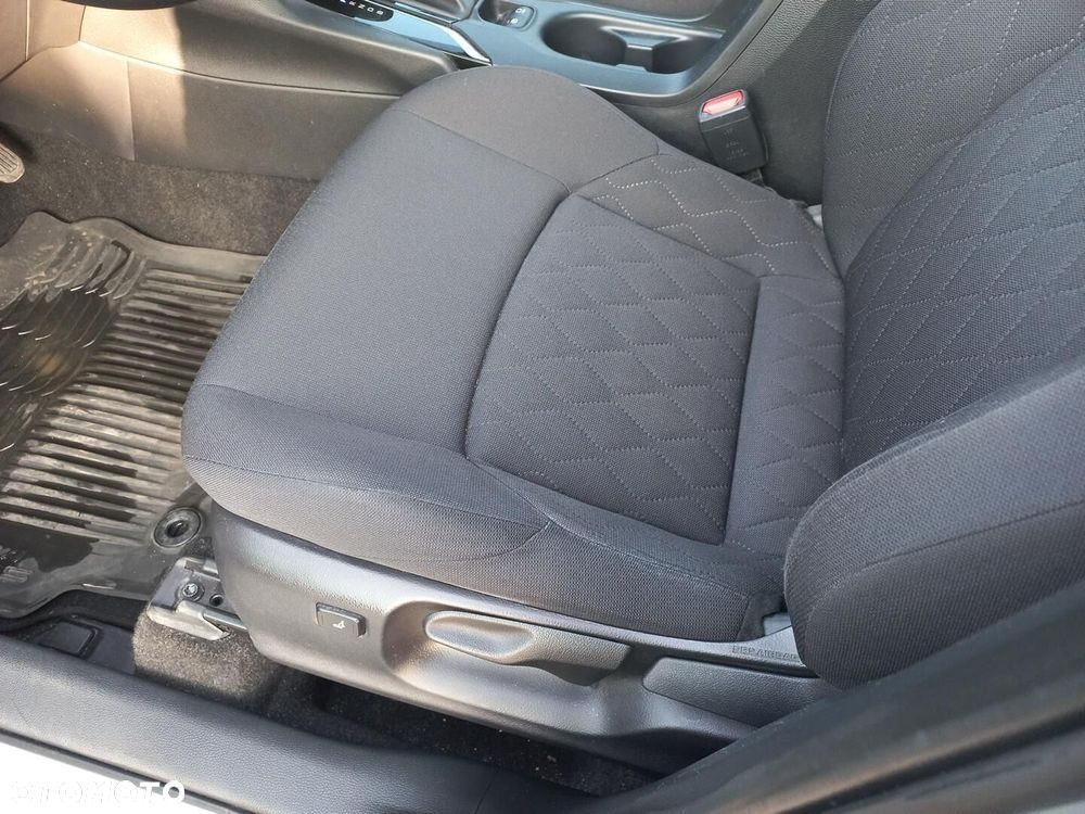 Toyota Corolla Cross 2.0 Hybrid Comfort - 9