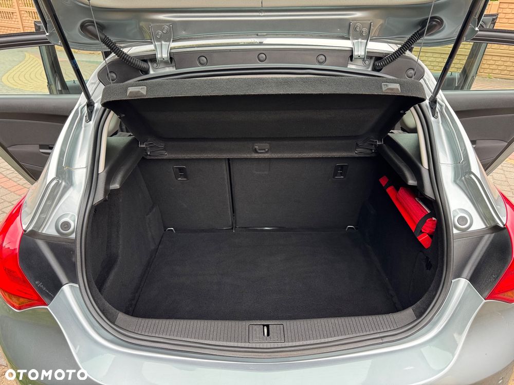 Opel Astra 1.6 Enjoy EU6 - 15