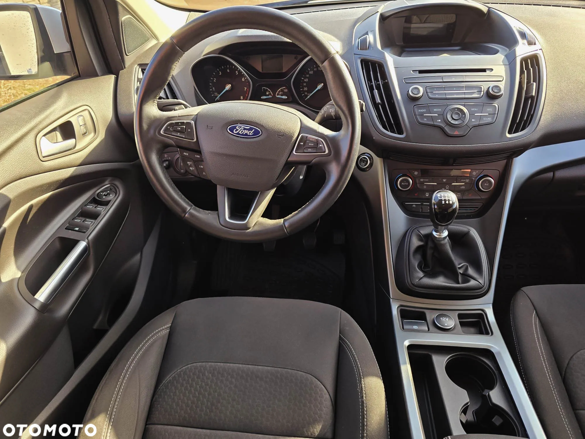Ford Kuga - 35