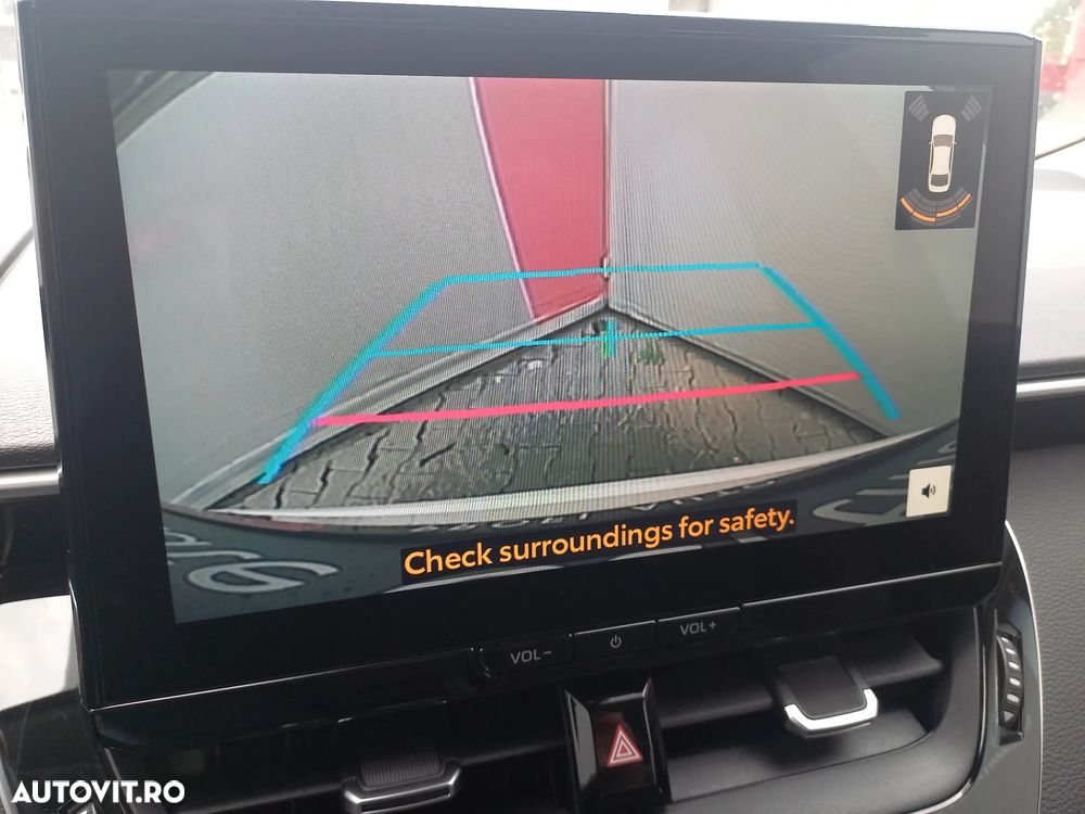 Toyota Corolla 1.8 HSD Business - 26