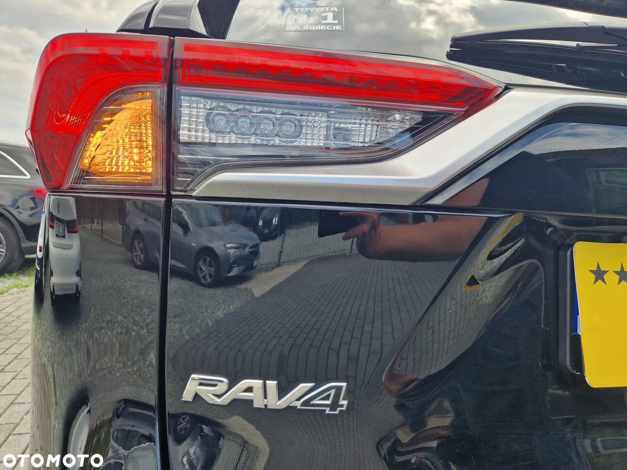 Toyota RAV4 2.5 Hybrid Comfort 4x2 - 16