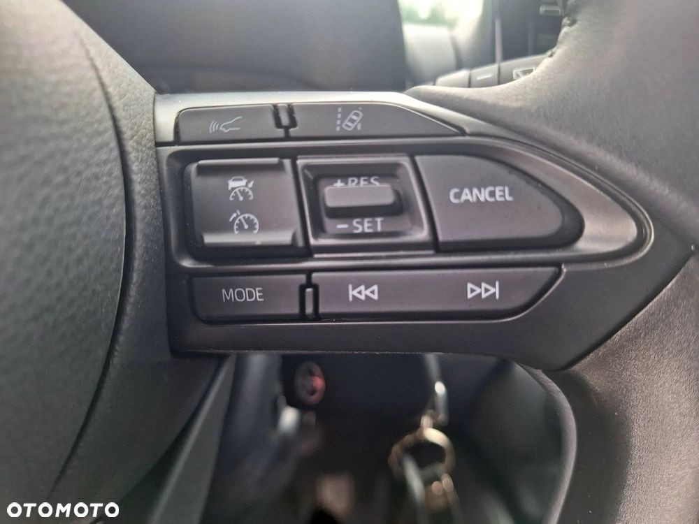Toyota Yaris 1.5 VVT-i Comfort - 29