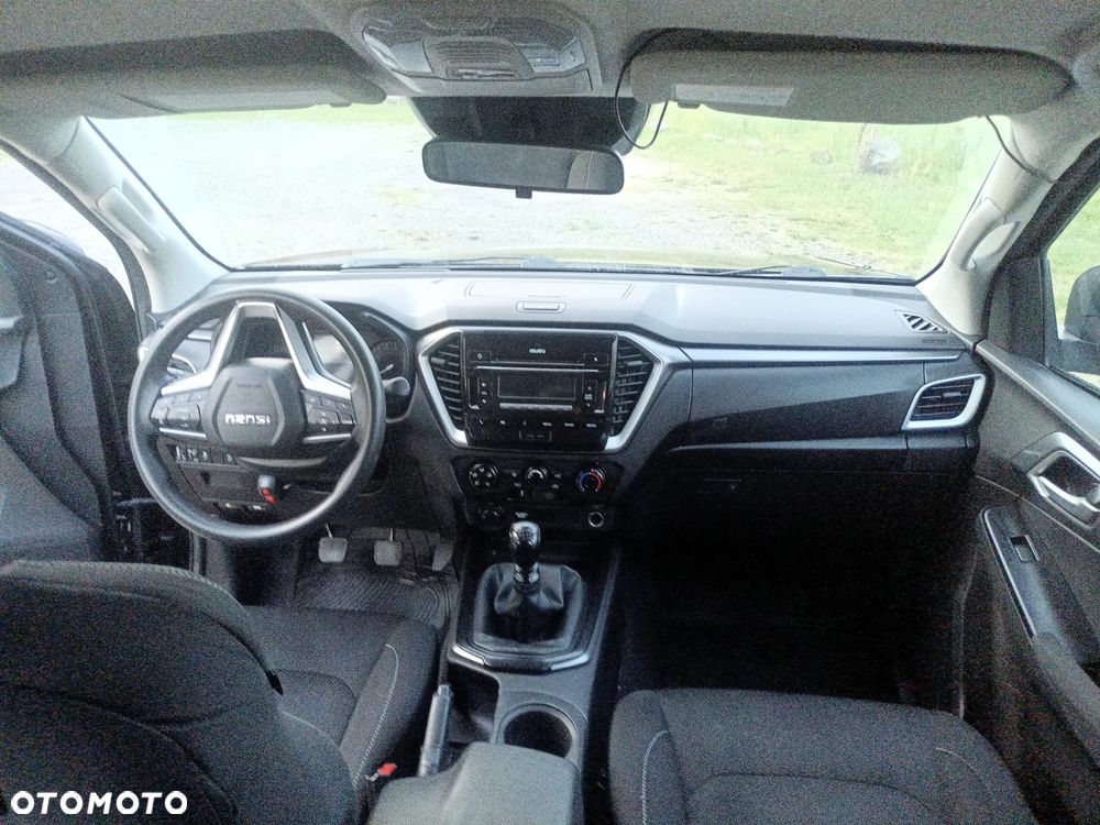 Isuzu D-Max 1.9 DC LS - 15