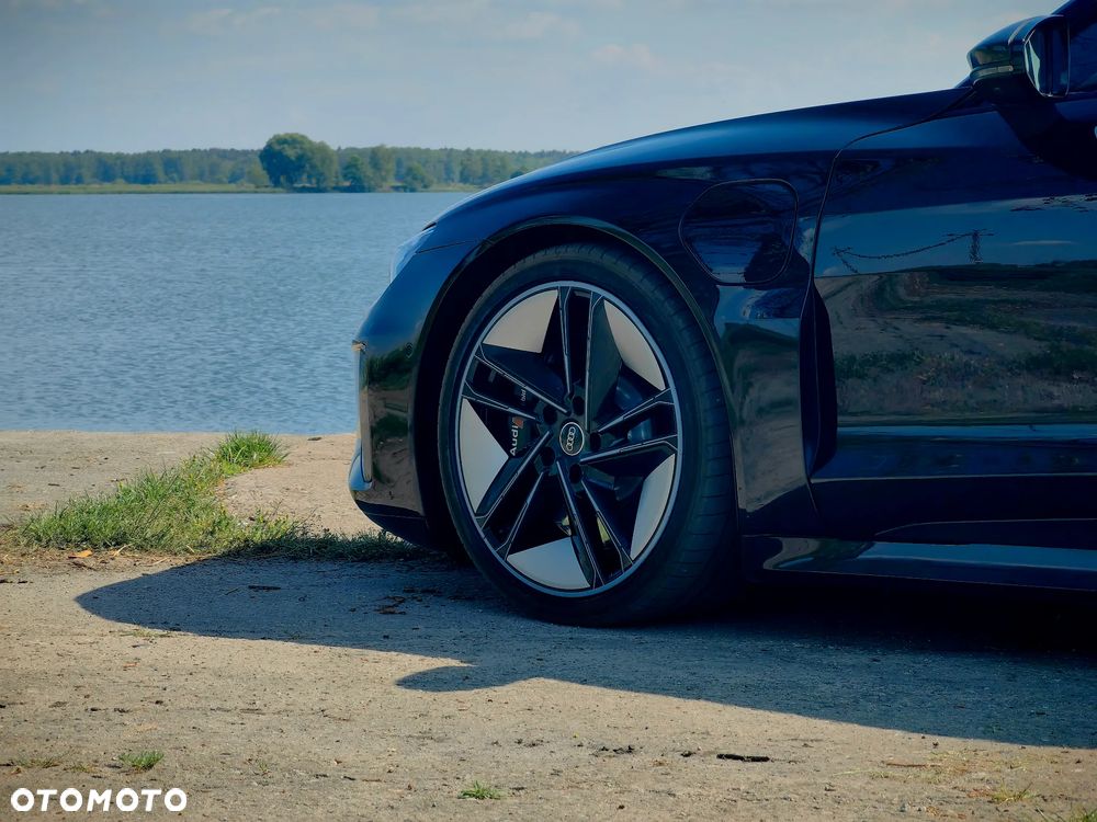 Audi RS e-tron GT - 5