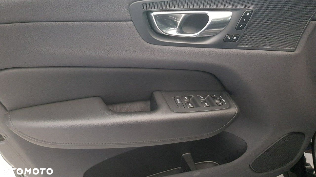 Volvo XC 60 - 23