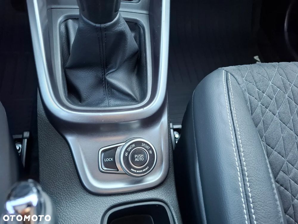 Suzuki Vitara 1.0 Boosterjet Premium 4WD - 16