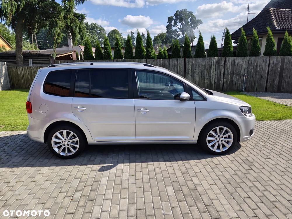Volkswagen Touran 2.0 TDI DPF BlueMotion Technology Highline - 2