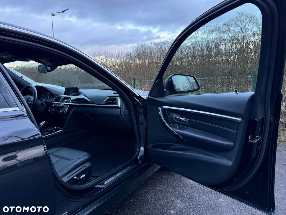 BMW Seria 3 320d Edition Luxury Line Purity - 7