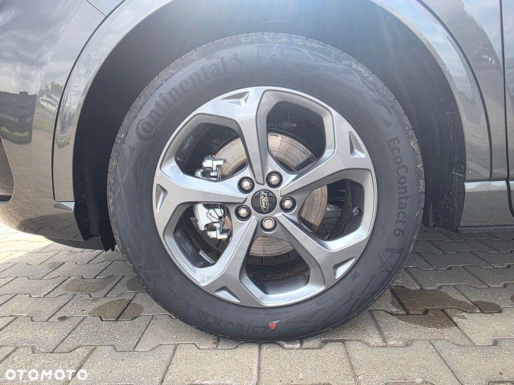 Ford Kuga - 35