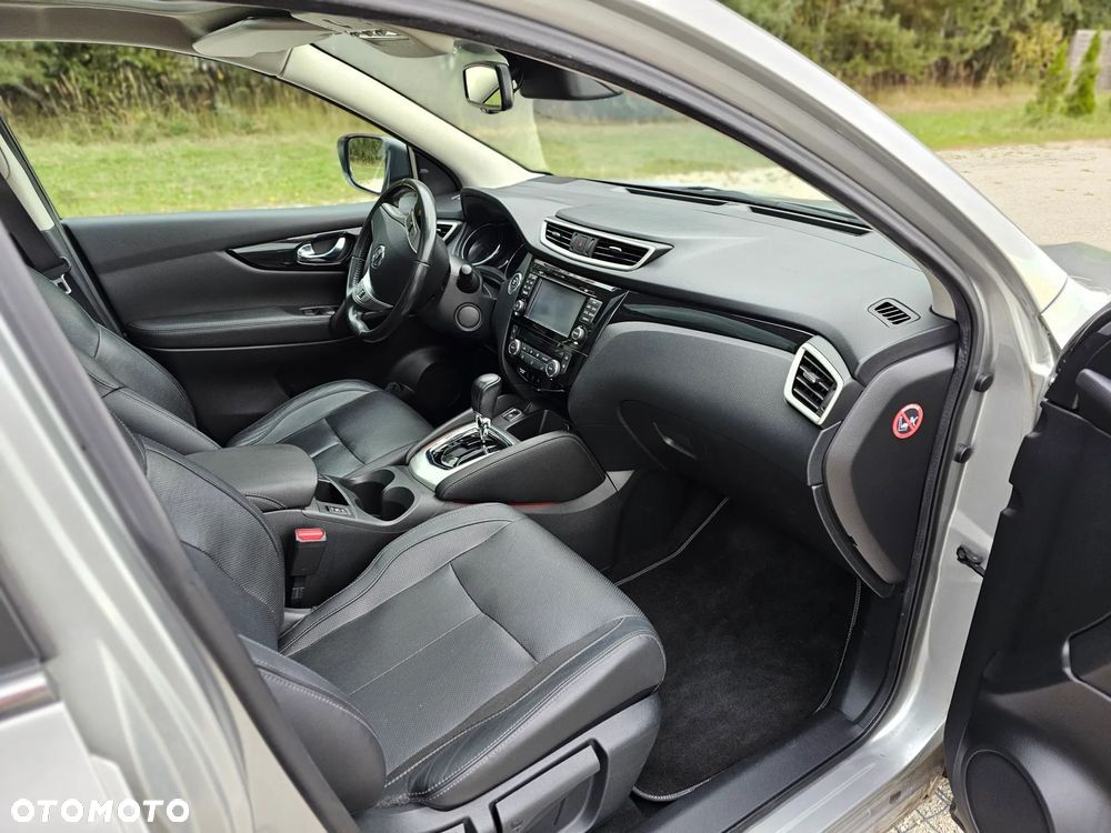 Nissan Qashqai 1.6 dCi Xtronic TEKNA+ - 13