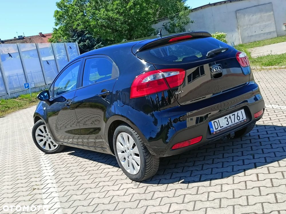 Kia Rio 1.2 Attract - 6