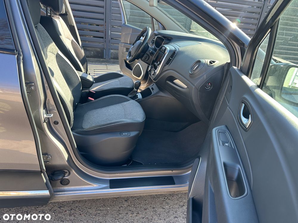 Renault Captur 1.2 Energy TCe Night&Day EDC - 23