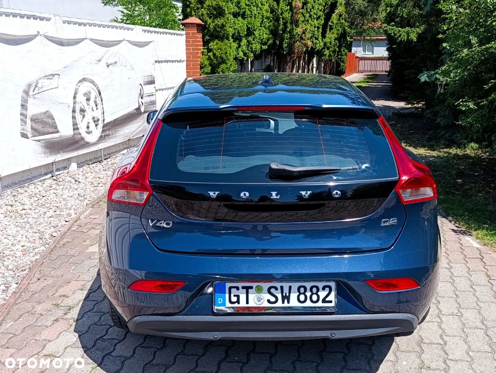 Volvo V40 D2 Kinetic - 19