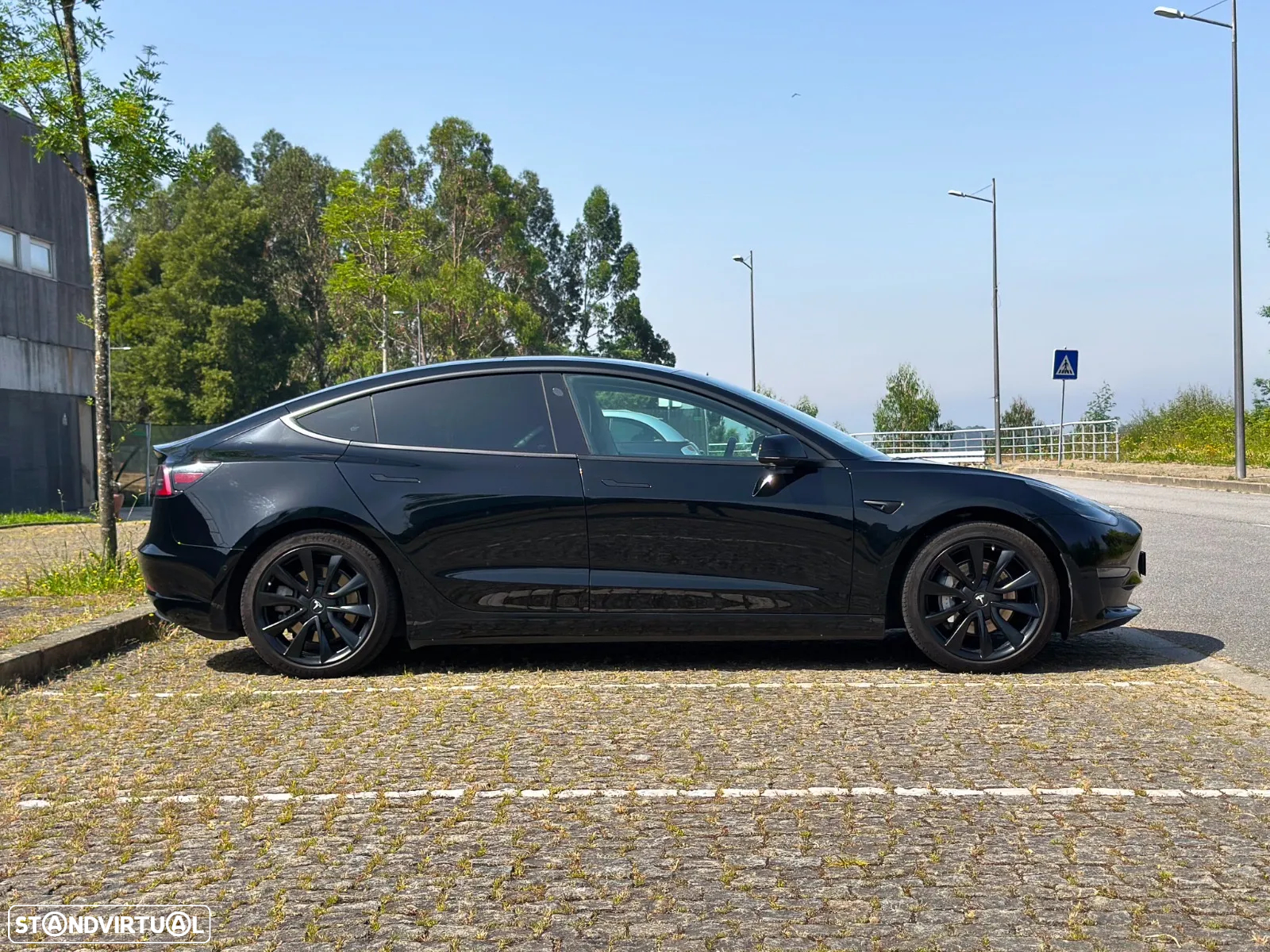 Tesla Model 3 Long-Range Dual Motor AWD - 11