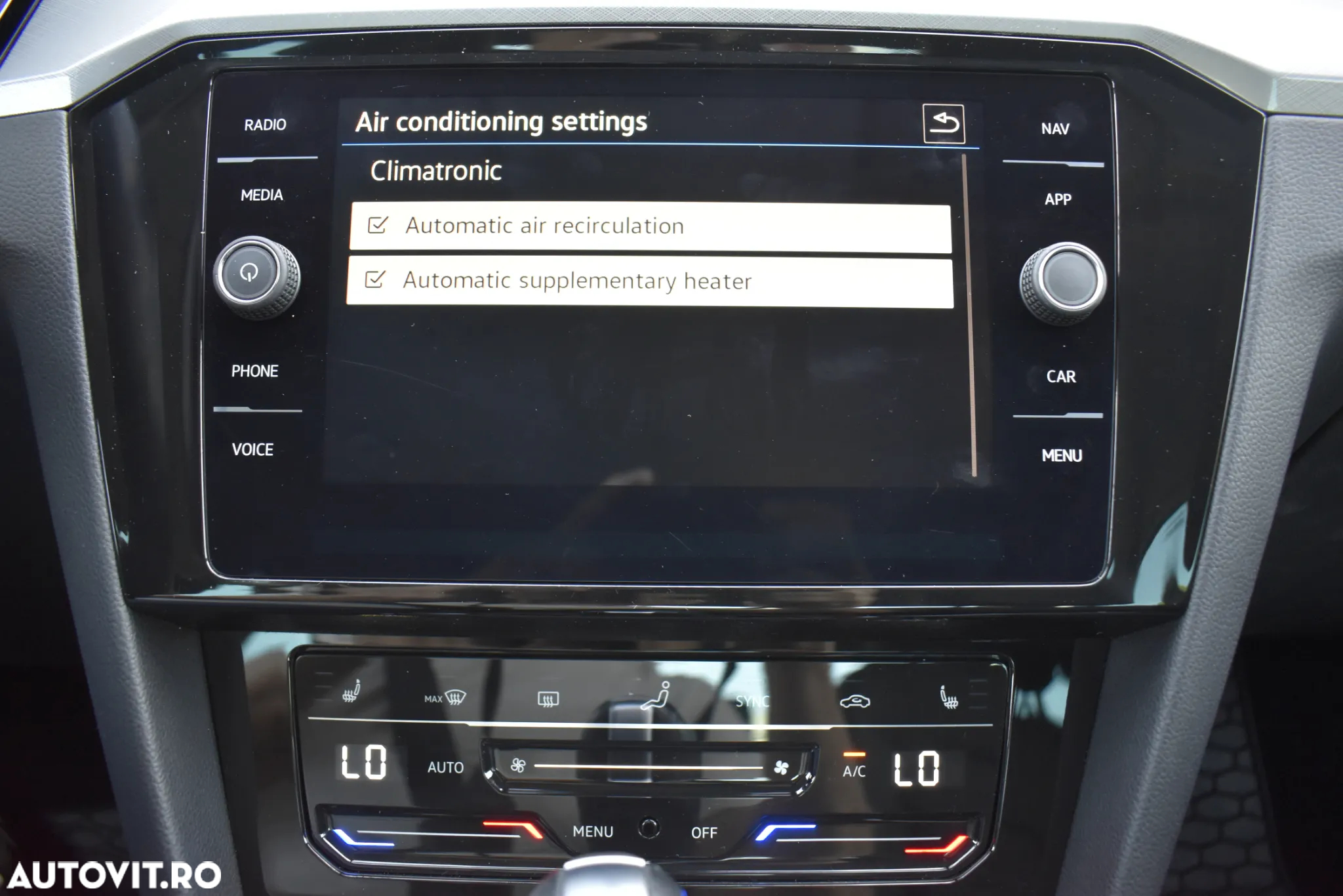 Volkswagen Passat 2.0 TDI DSG Highline - 22