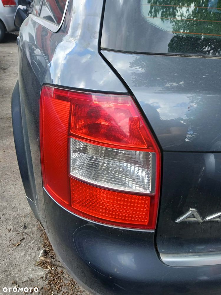 Audi A4 B6 kombi lampa tylna lewa, prawa. - 1