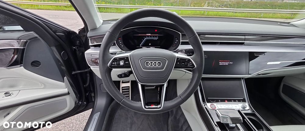 Audi S8 - 26