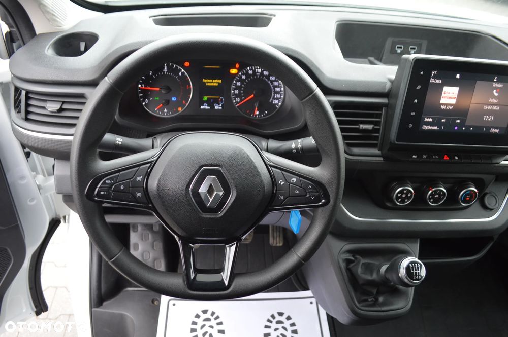 Renault TRAFIC - 19