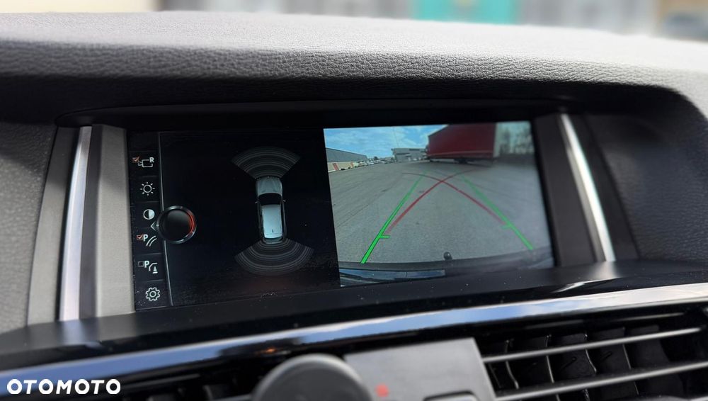 BMW X3 sDrive18d - 16