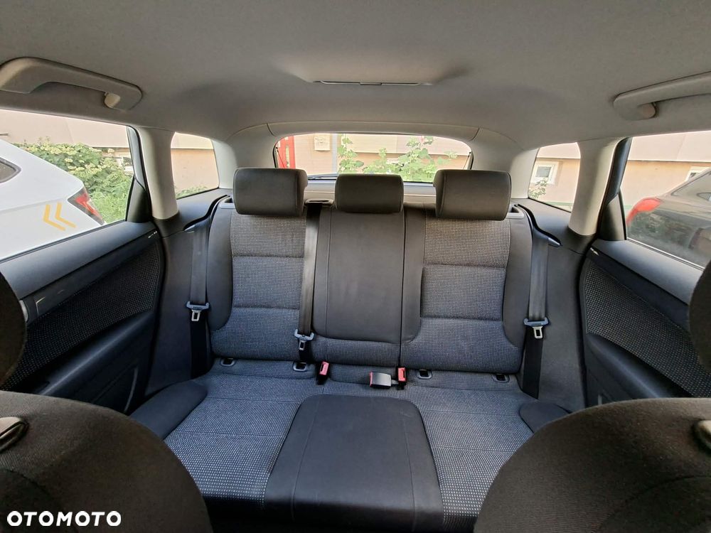 Audi A3 Sportback 2.0 TDI DPF Ambiente - 18