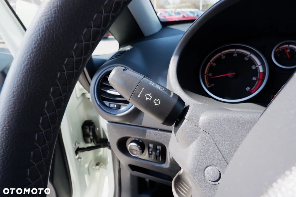 Opel Corsa 1.2 16V 111 - 17