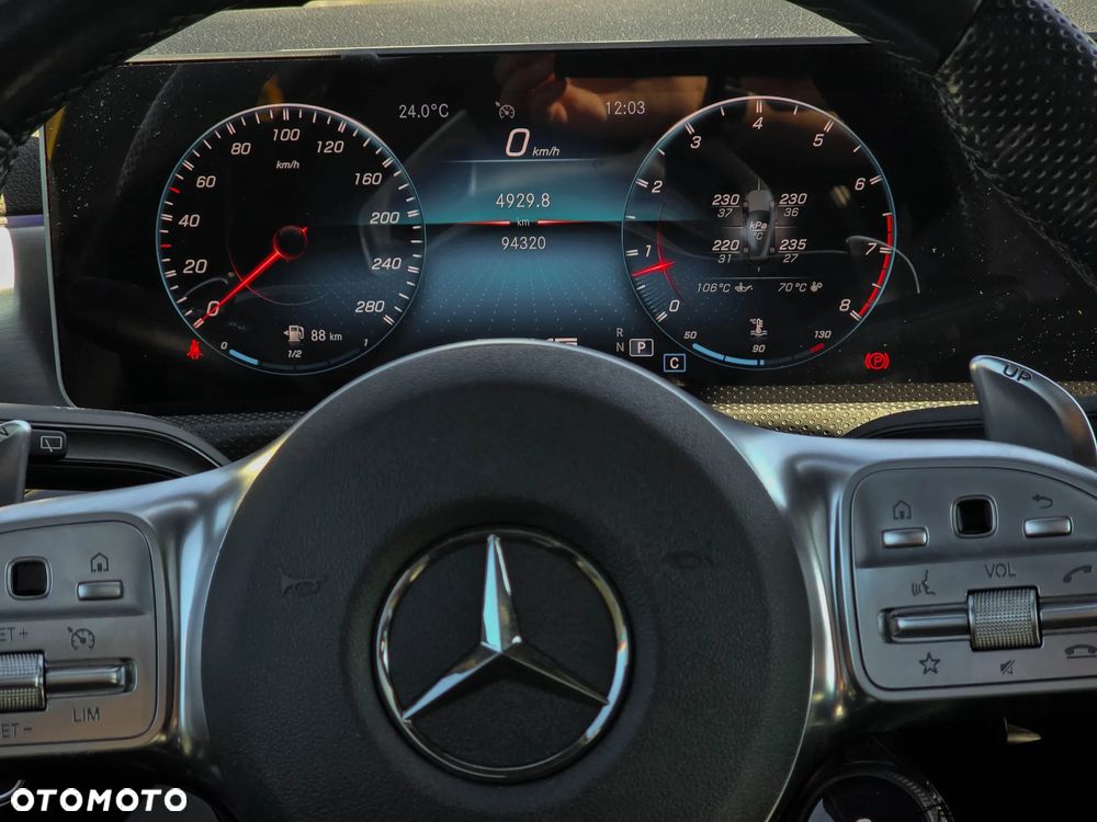 Mercedes-Benz Klasa A 35 AMG 4-Matic Edition 1 7G-DCT - 32