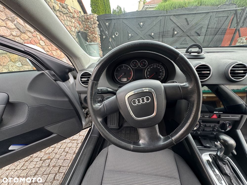 Audi A3 Sportback - 13