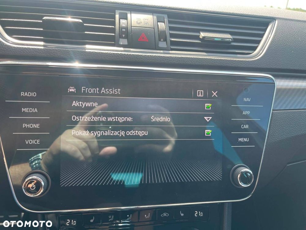 Skoda Superb 2.0 TSI 4x4 Sportline DSG - 24