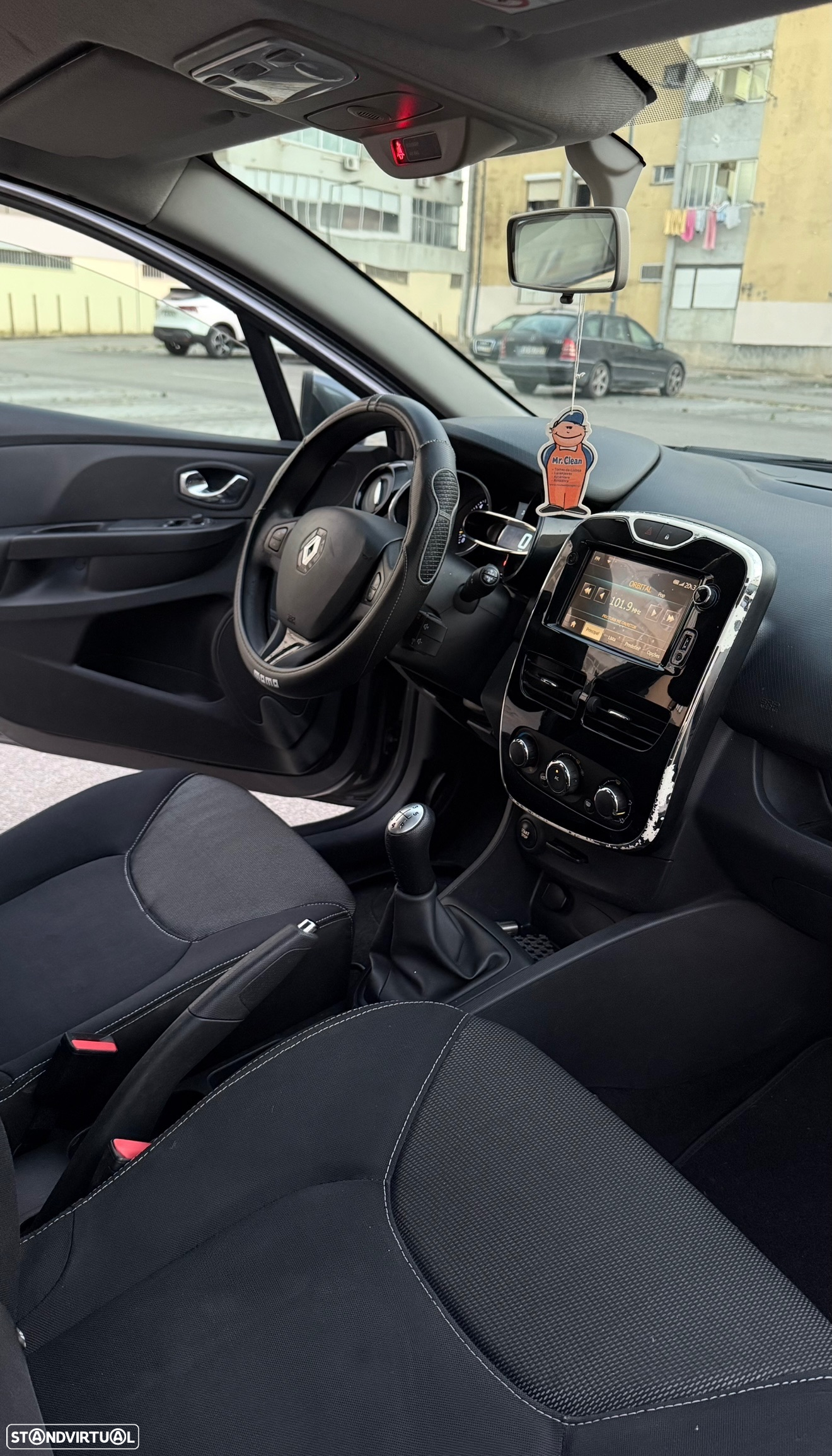 Renault Clio - 5