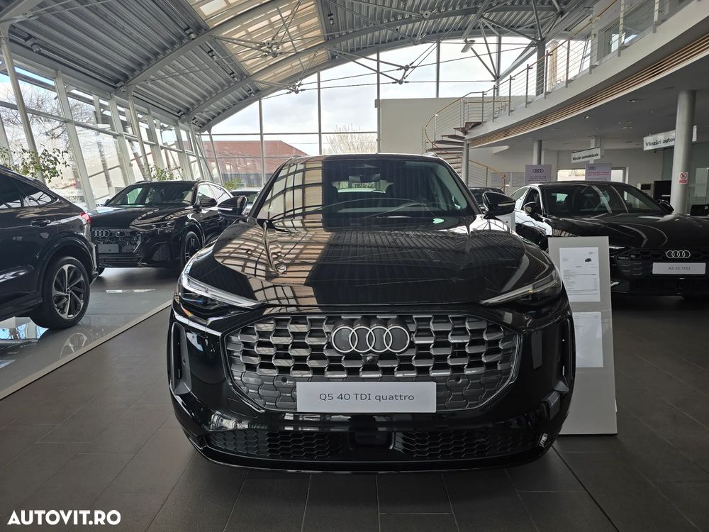 Audi Q5 40 TDI quattro S tronic MHEV Basic - 2