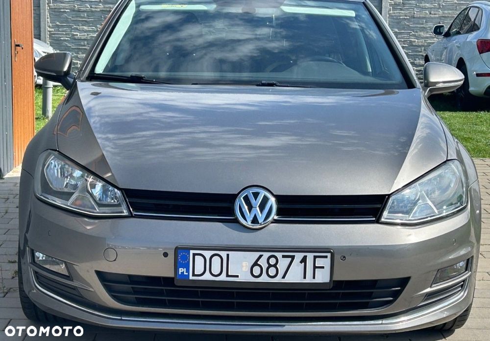 Volkswagen Golf - 4