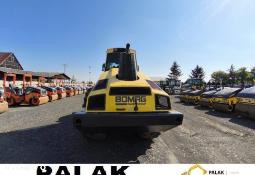 Bomag Walec drogowy  BW 213 DH METAL-GUMA  ,2015 rok - 3