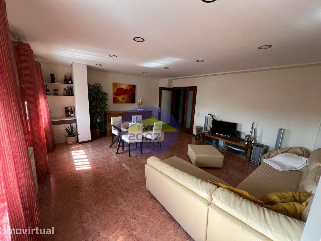 Apartamento T3 em Mozelos - Grande imagem: 3/27