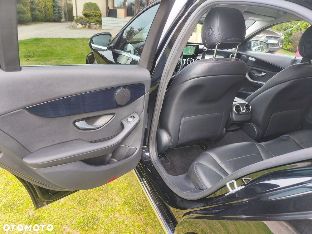 Mercedes-Benz Klasa C 200 4MATIC 9G-TRONIC - 18