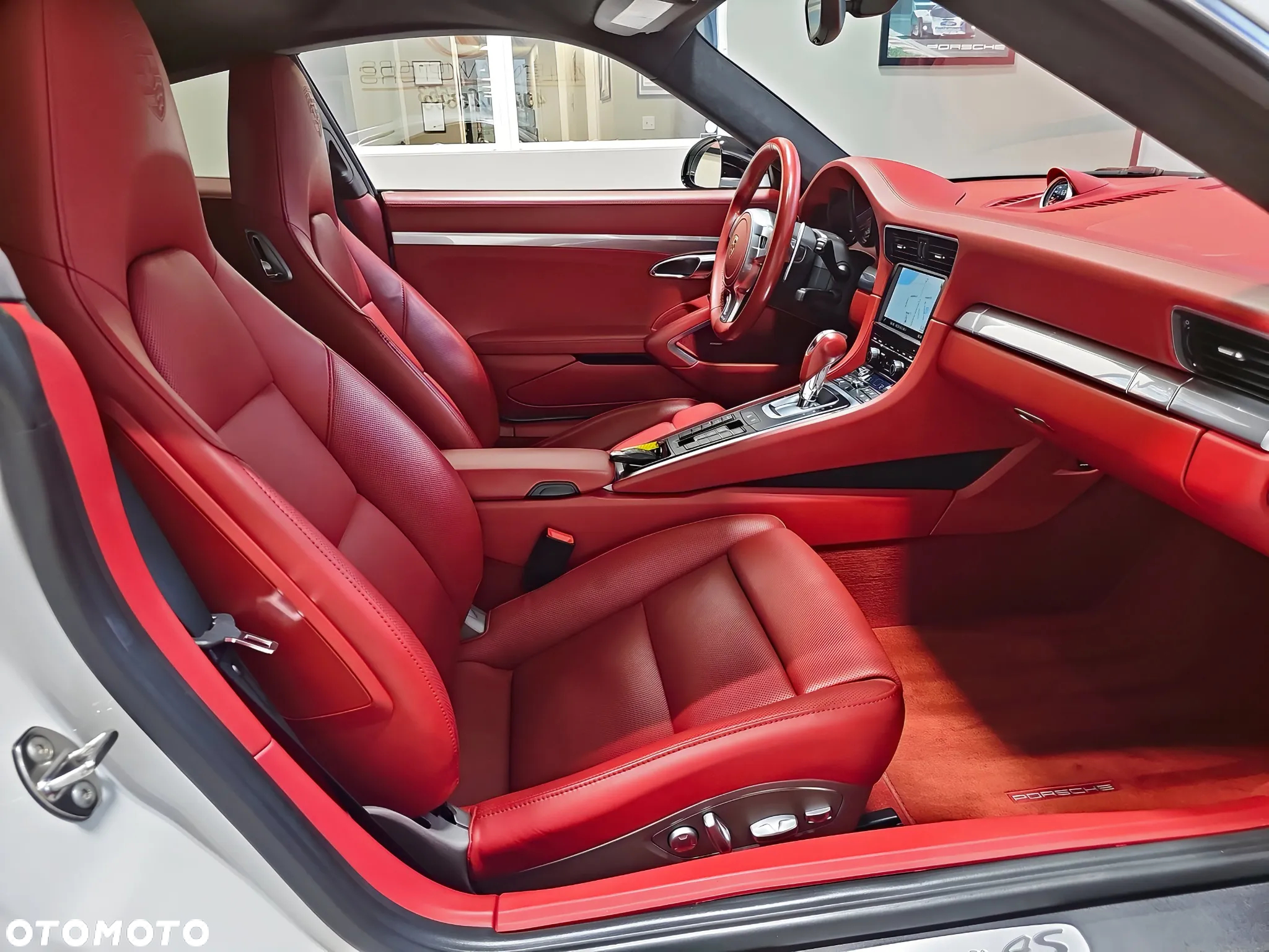 Porsche 911 Carrera 4S PDK - 8